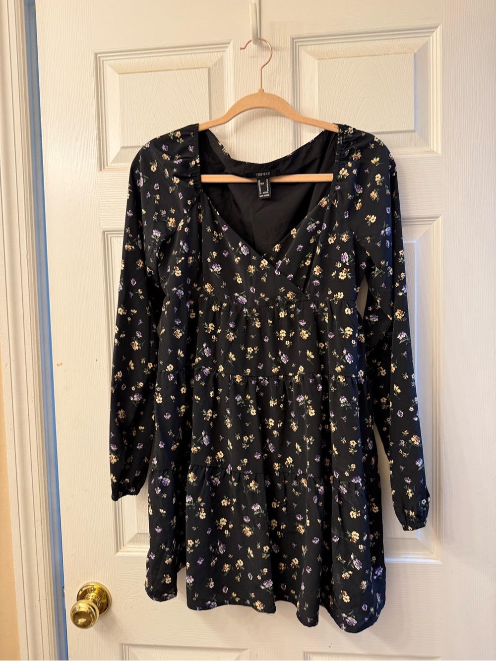 Forever 21 Black Floral Long Sleeve Tiered Dress